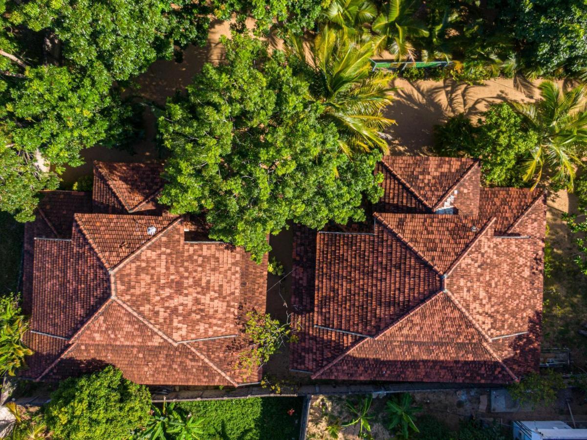 Surf & Yoga Arugam Bay Hotel Buitenkant foto
