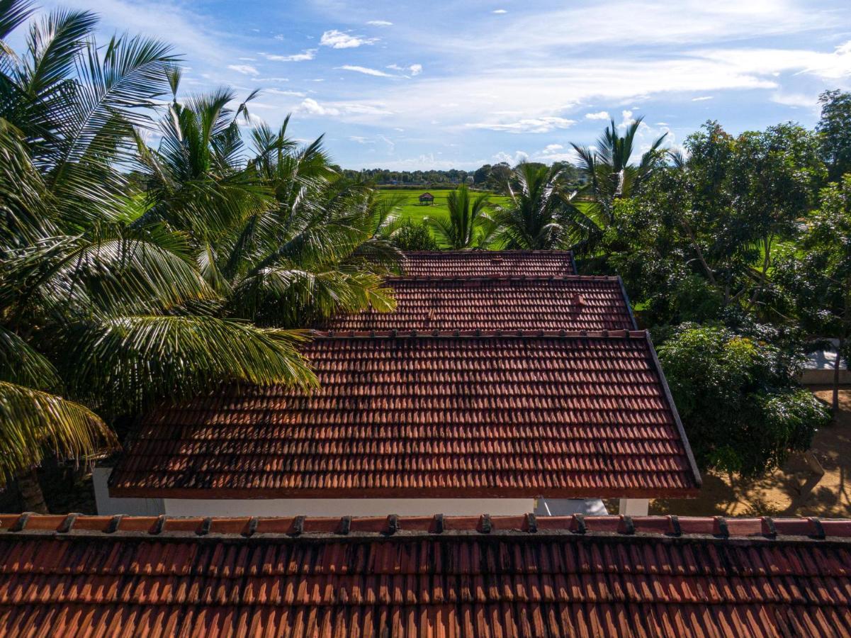 Surf & Yoga Arugam Bay Hotel Buitenkant foto