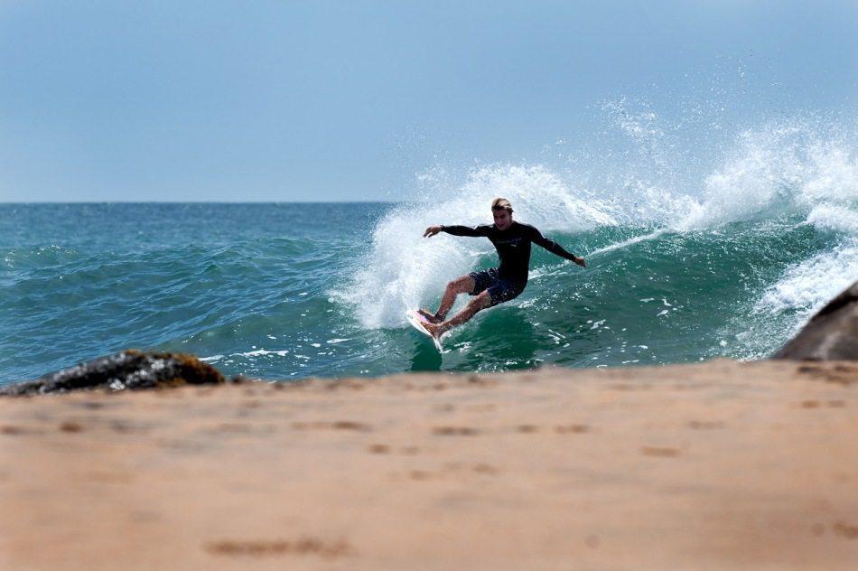 Surf & Yoga Arugam Bay Hotel Buitenkant foto
