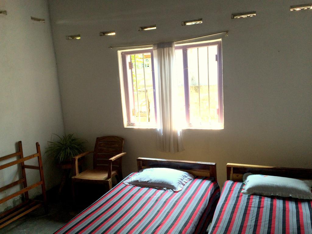 Surf & Yoga Arugam Bay Hotel Kamer foto